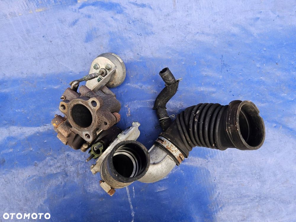 toyota 2.2 turbosprężarka 17201-0R060 VB25 turbo - 3