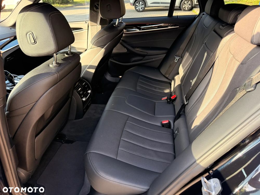BMW Seria 5 520d mHEV M Sport sport - 11