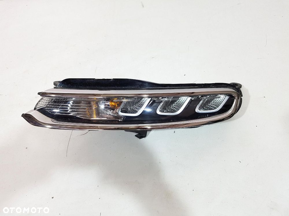 CITROEN C3 III 3 16- LAMPA DRL JAZDY DZIENNEJ LEWA 9823313080 EURO ORYGINAŁ - 1