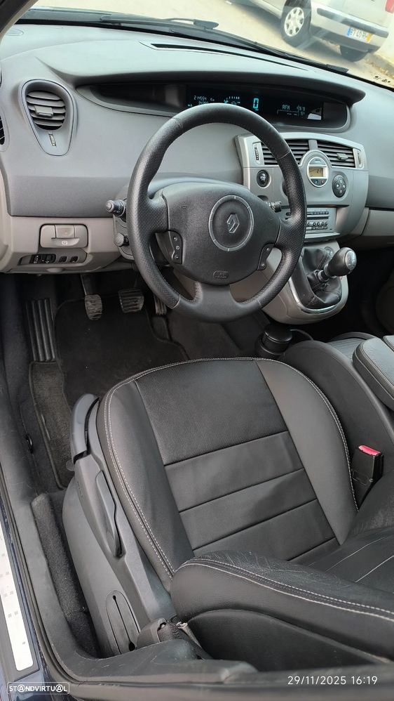 Renault Scénic 1.5 dCi Dynamique S - 26