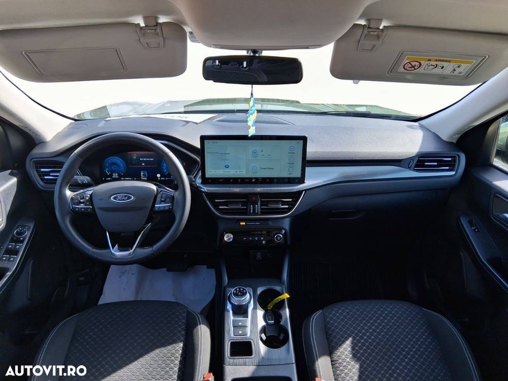 Ford Kuga - 4