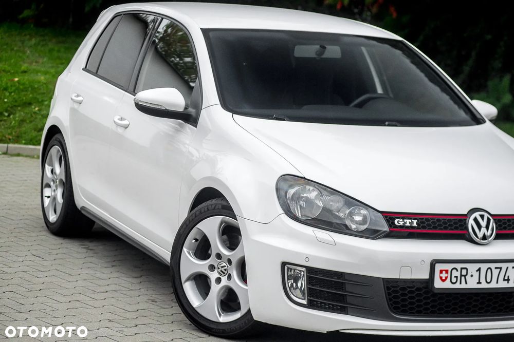 Volkswagen Golf 2.0 GTI - 36