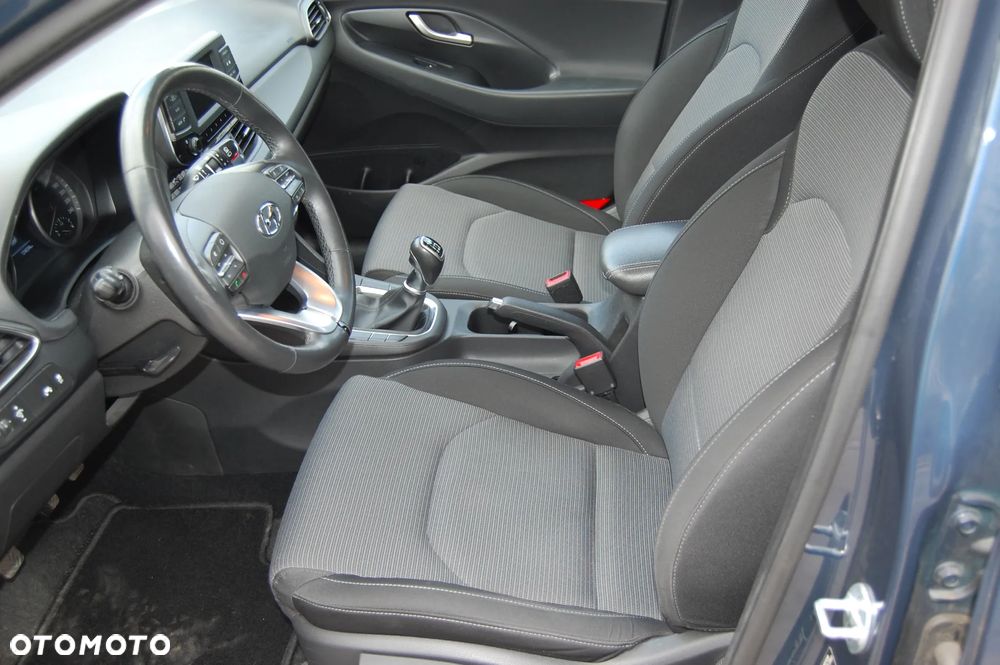 Hyundai i30 1.4 Passion Plus - 20