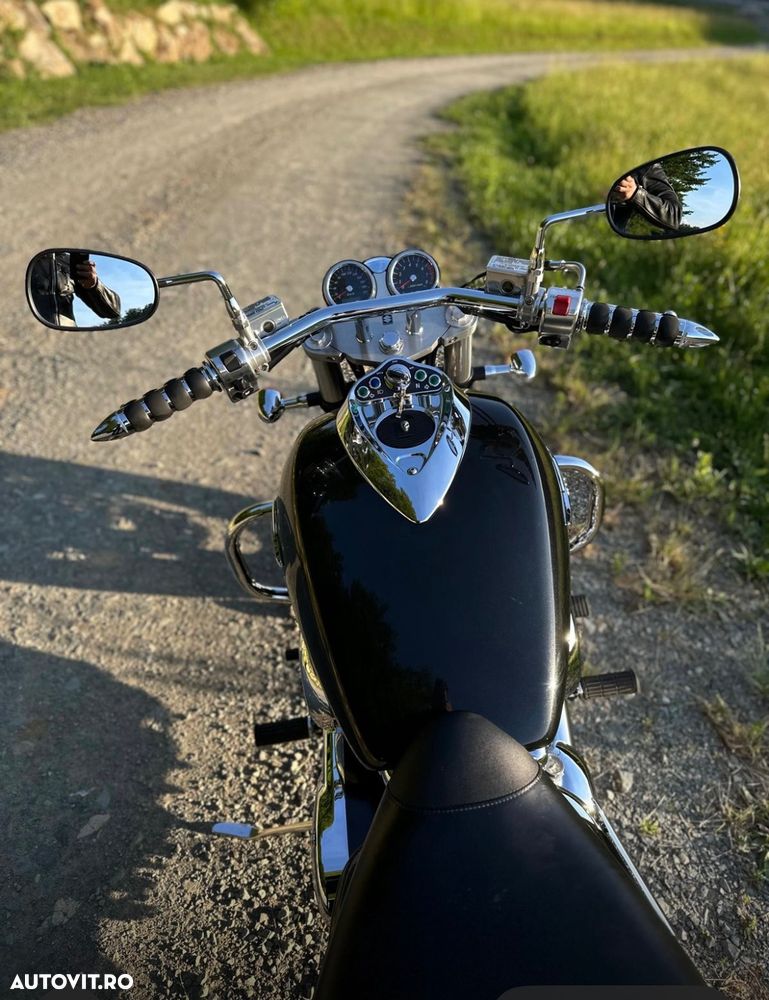 Suzuki Marauder - 3