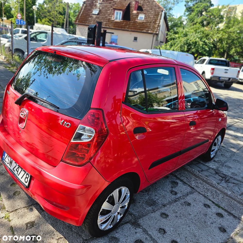 Hyundai i10 1.1 FIFA WM Edition - 7