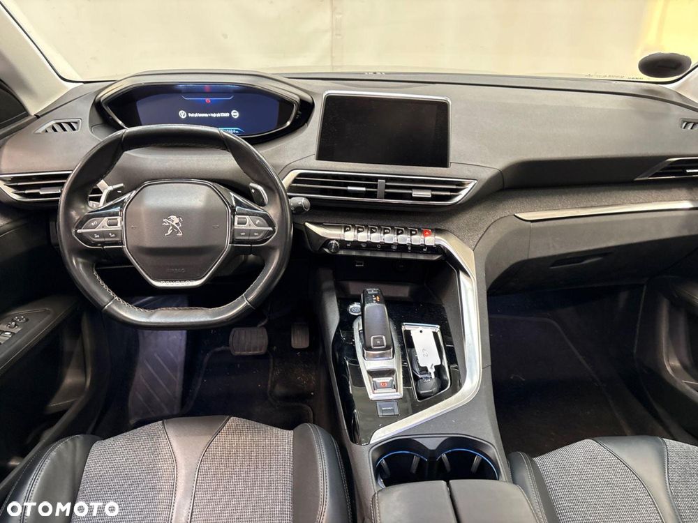 Peugeot 3008 1.6 PureTech GPF Allure S&S EAT8 - 6