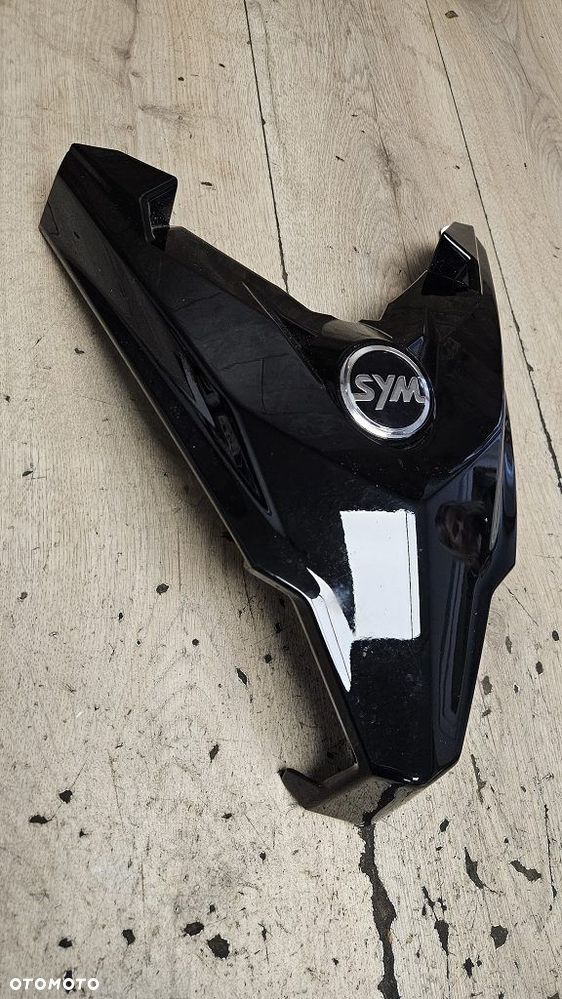 Nosek owiewka Sym Cruisym 125 250 300  64302-LM1-0000 - 4