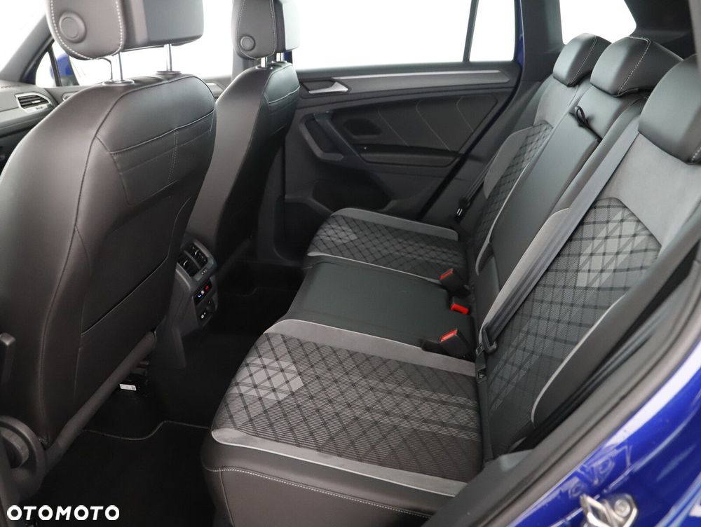 Volkswagen Tiguan - 8