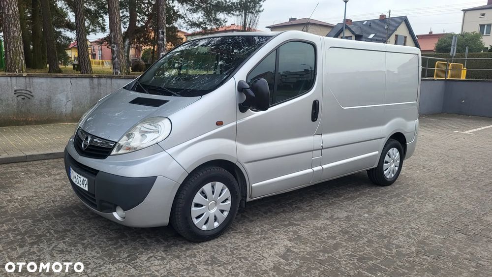 Opel Vivaro - 1