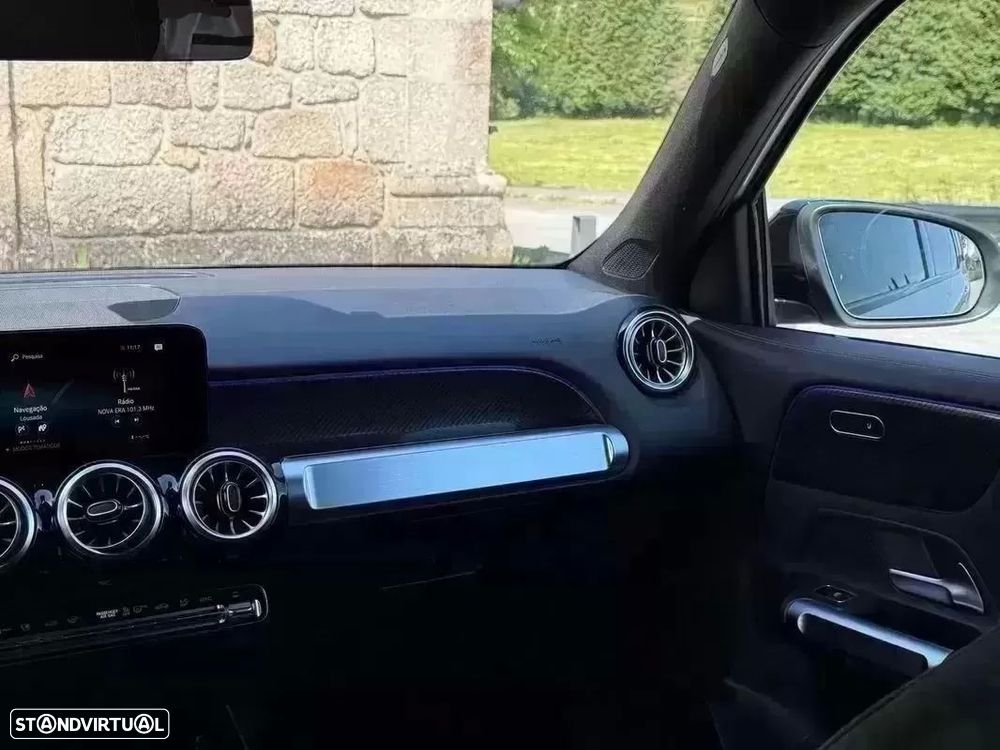 Mercedes-Benz GLB 200 d AMG Line - 22