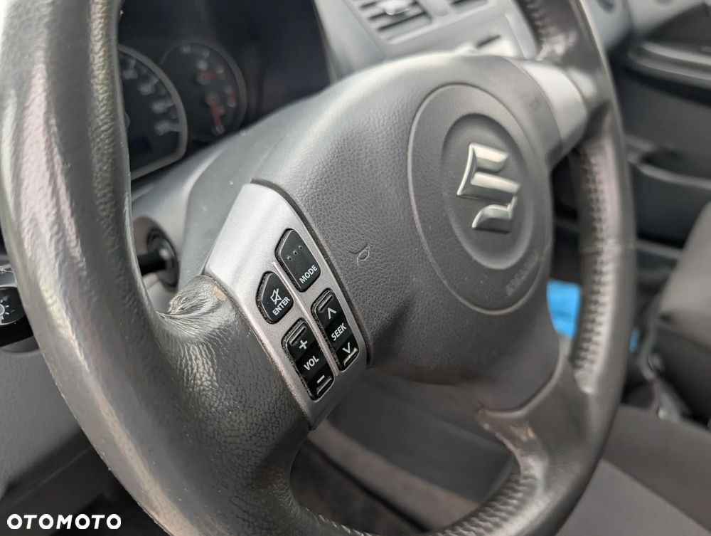 Suzuki SX4 1.6 GLX / Comfort - 14