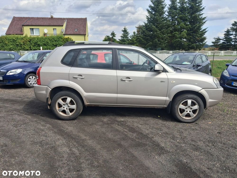 Hyundai Tucson 2.0 CRDi VGT 4WD GLS - 2