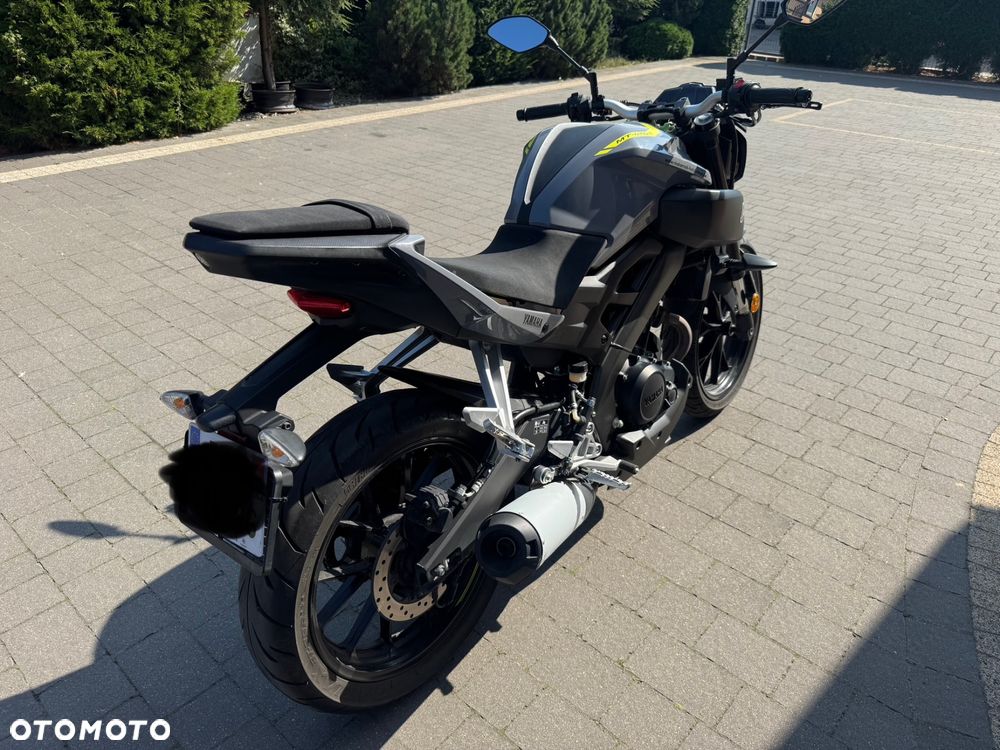 Yamaha MT - 4