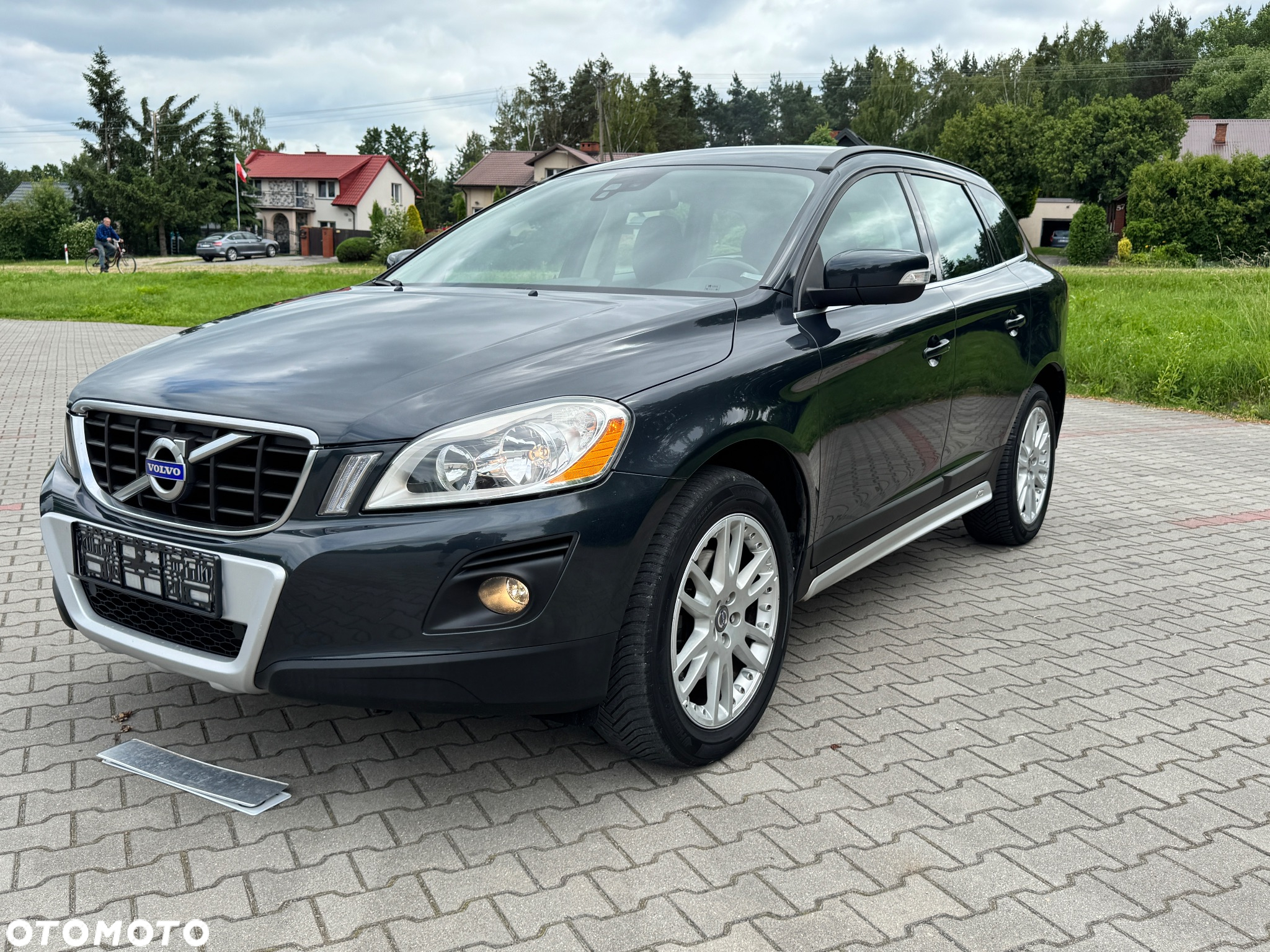 Volvo XC 60 D5 AWD Momentum - 2