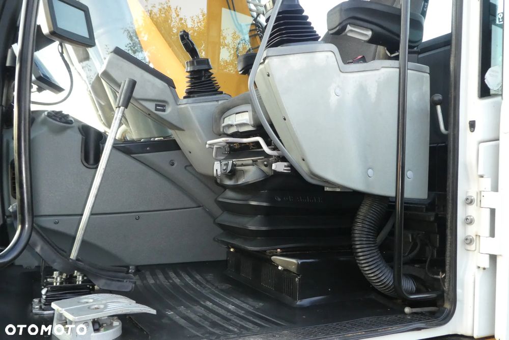Liebherr R 922 LC SPROWADZONY - 27