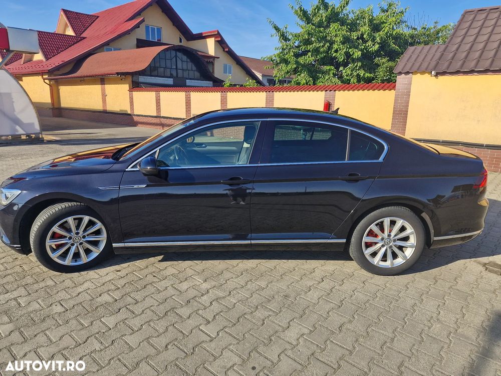 Volkswagen Passat 2.0 TDI (BlueMotion Technology) DSG Highline - 8