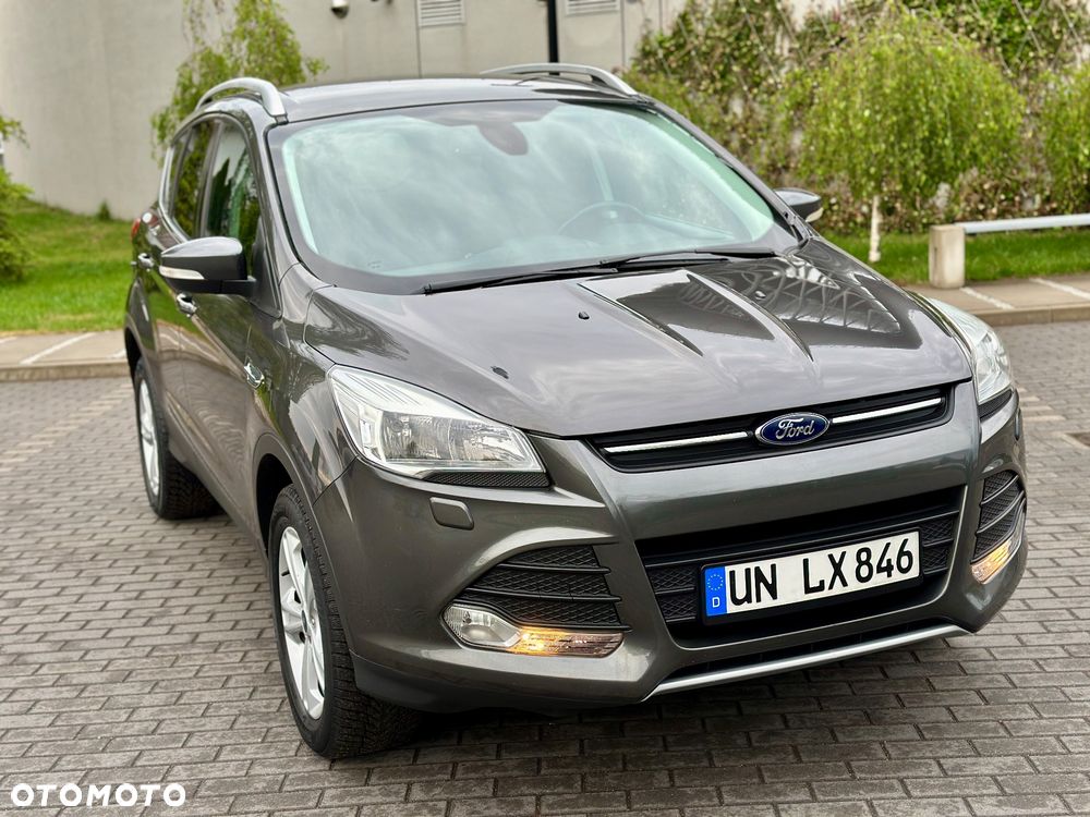 Ford Kuga 2.0 TDCi 2x4 Titanium - 15