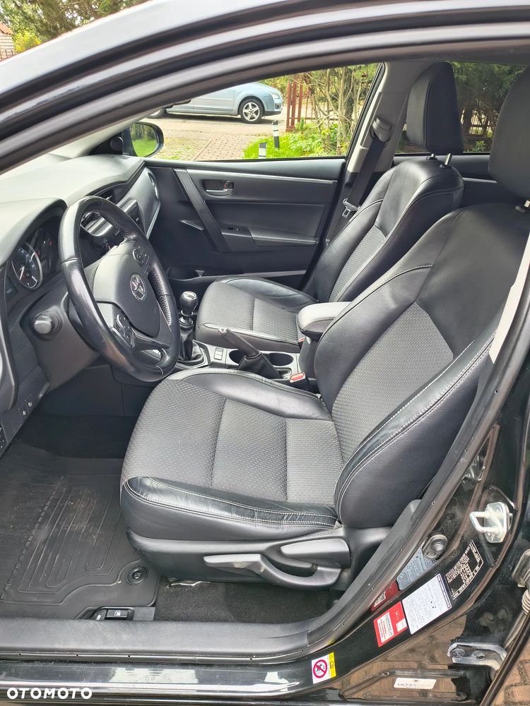 Toyota Corolla 1.6 Premium - 7