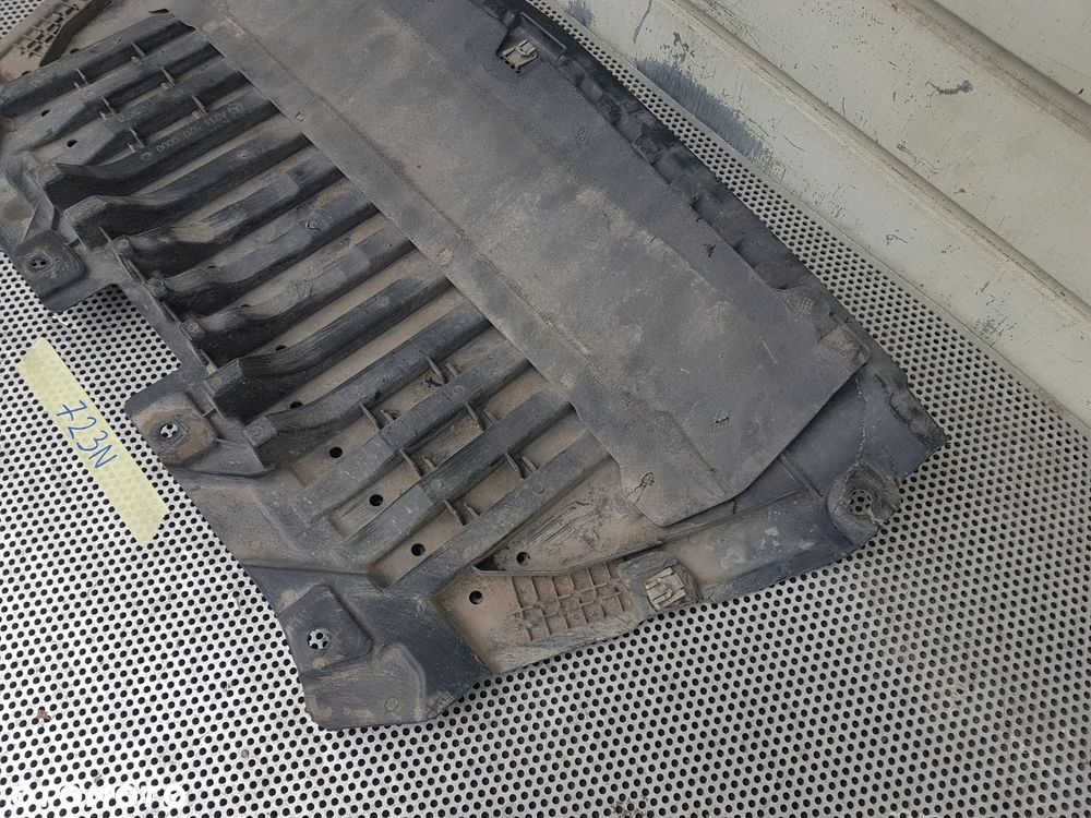 Mercedes W213 E Płyta Osłona Pod Zderzak Przód - 10