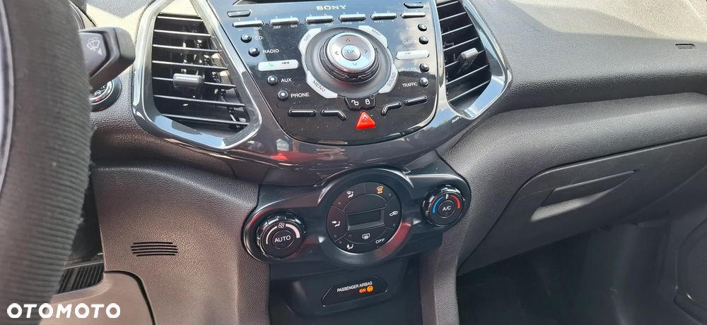 Ford EcoSport - 10