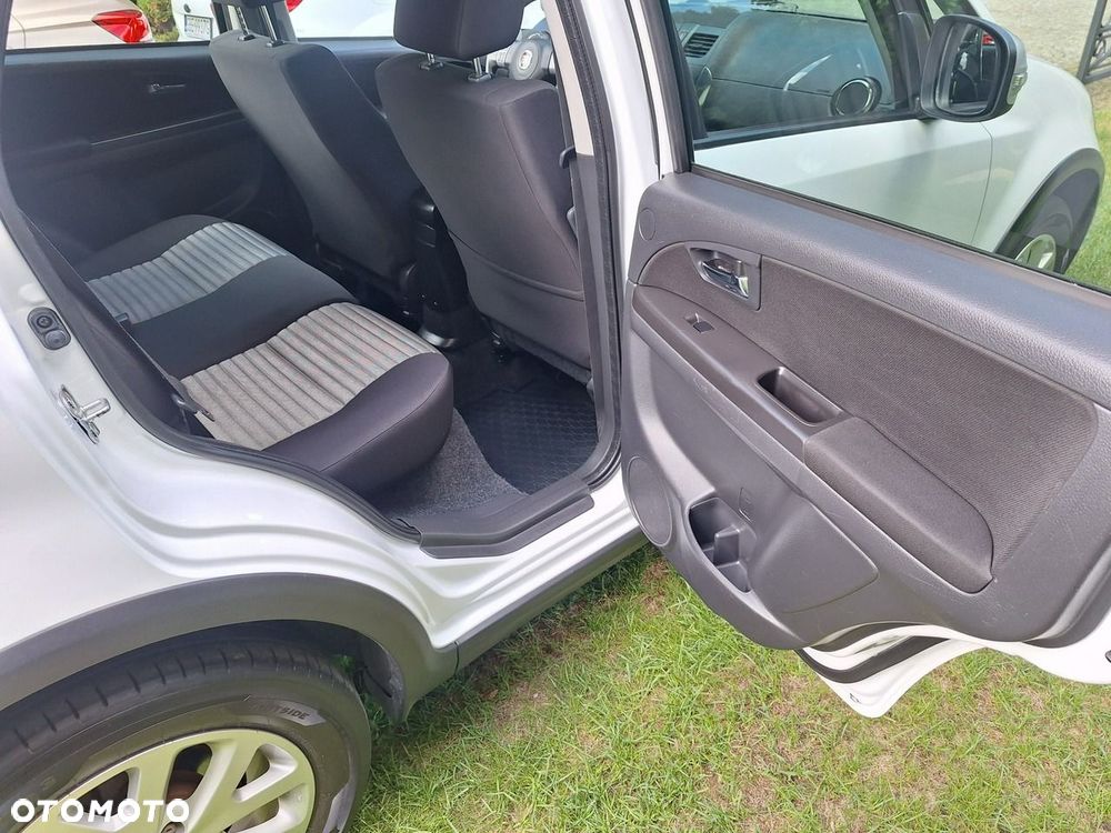 Fiat Sedici 2.0 Multijet 16V 4x4 Emotion - 19