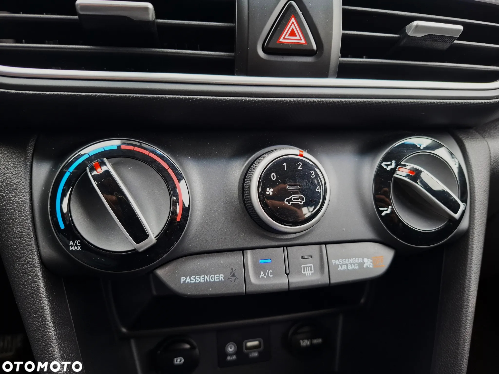 Hyundai Kona 1.6 T-GDI Premium 4WD DCT - 22