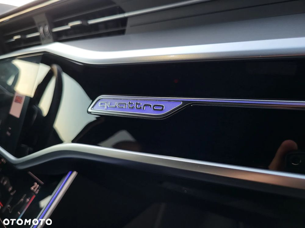 Audi A6 Avant 40 TDI quattro S tronic S line - 22