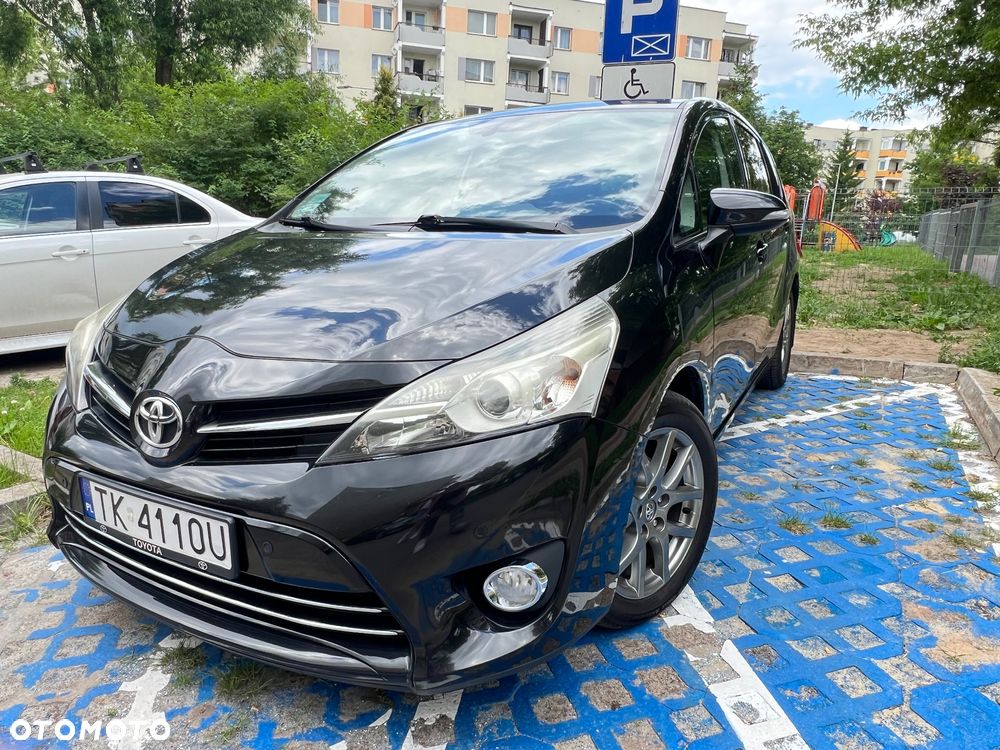 Toyota Verso 2.0 D-4D Active - 1