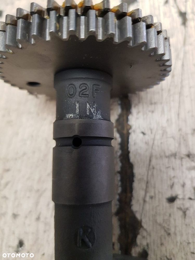Wałek Rozrządu Ssący Przód Suzuki TL 1000 S  12701-02F00 - 9