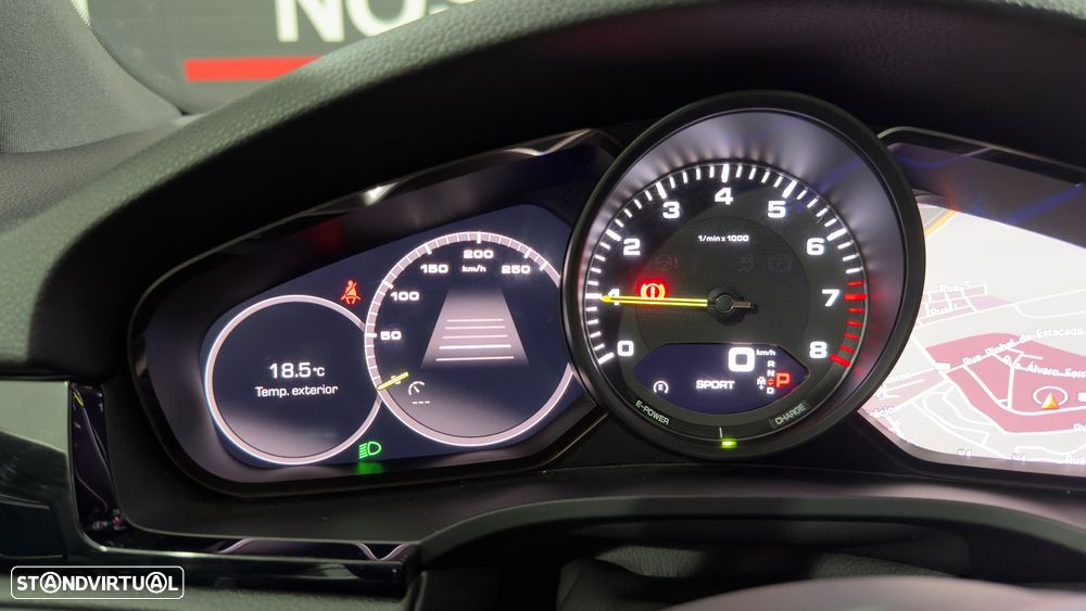 Porsche Cayenne E-Hybrid - 32