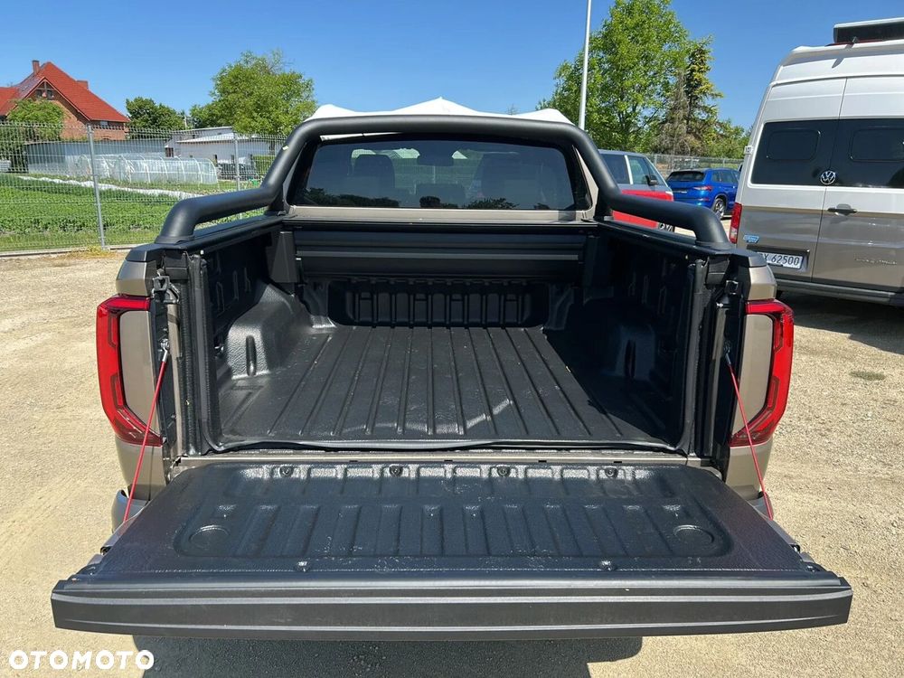 Volkswagen Amarok - 10