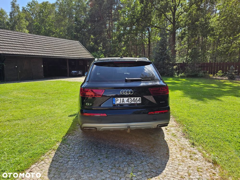 Audi Q7 - 4