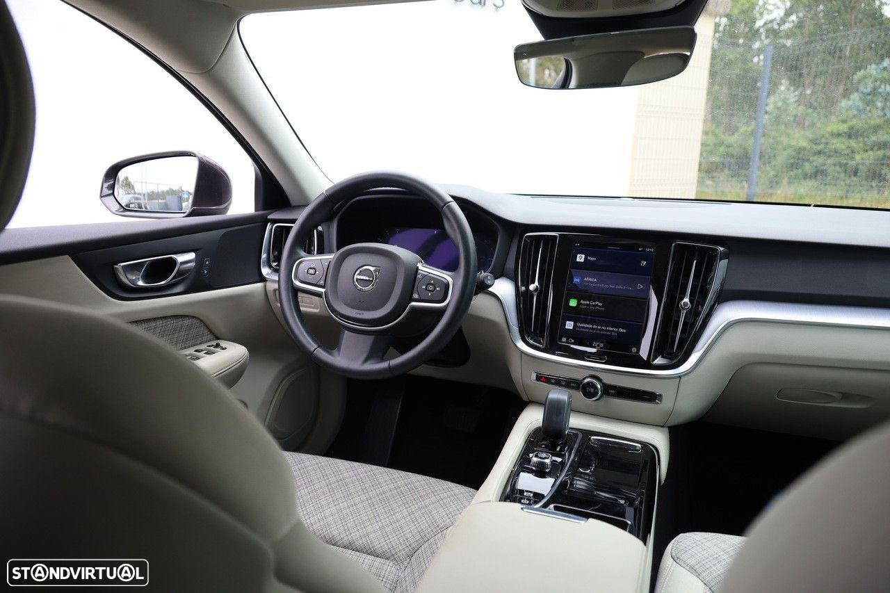 Volvo V60 2.0 T6 AWD TE Core - 17