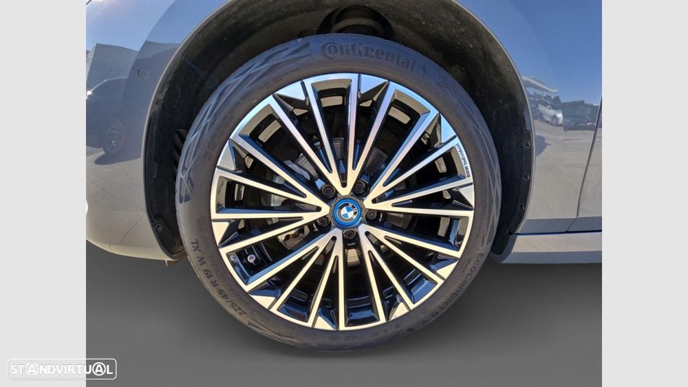 BMW 225xe Active Tourer e xDrive Pack Desportivo M - 16