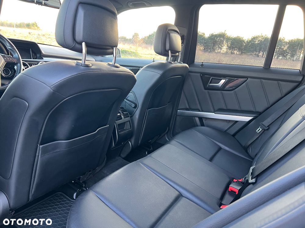 Mercedes-Benz GLK - 11