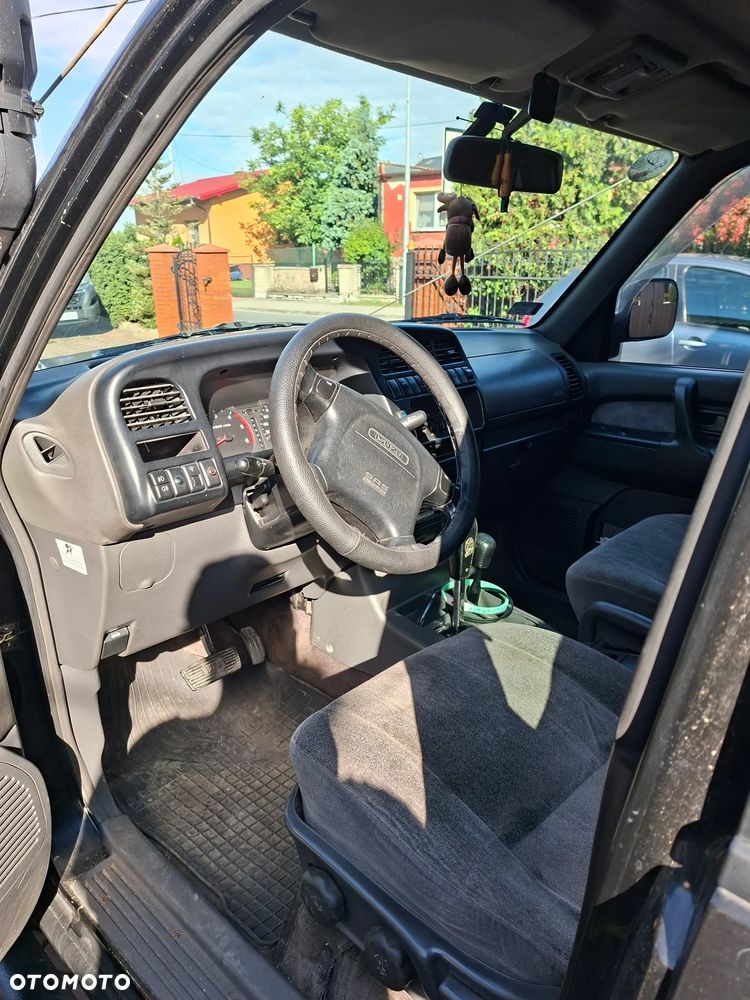 Isuzu Trooper - 11