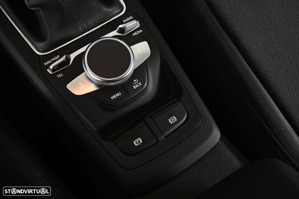 Audi Q2 30 TFSI Advanced - 25