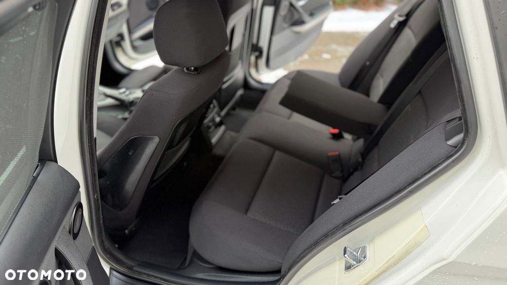 BMW Seria 3 320d DPF Edition Fleet Lifestyle - 9