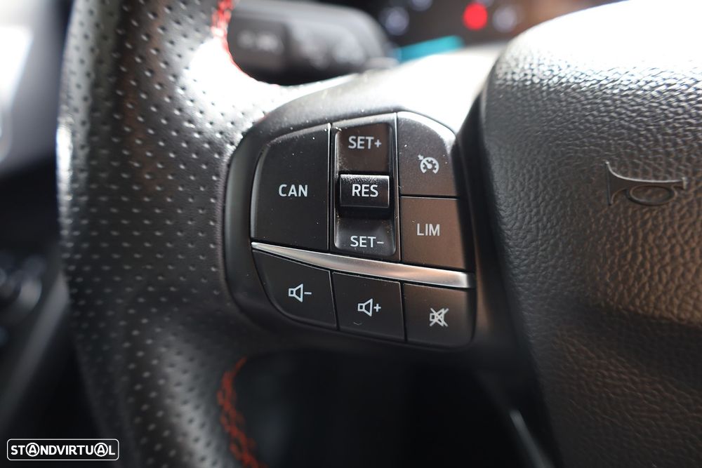 Ford Focus SW 1.0 EcoBoost MHEV ST-Line Aut. - 31