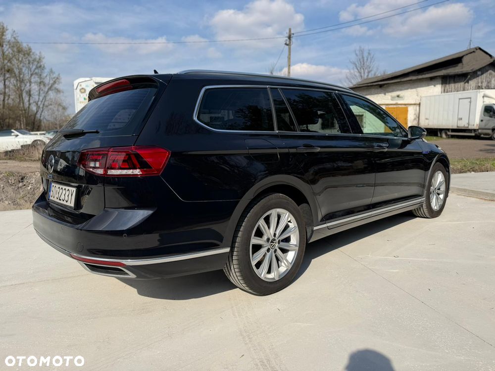 Volkswagen Passat - 3