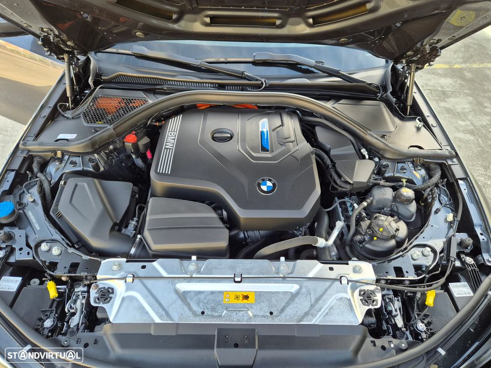 BMW 320 e Touring Line Luxury Auto - 51