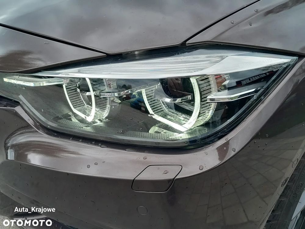 BMW Seria 3 330i xDrive Edition M Sport Shadow - 40
