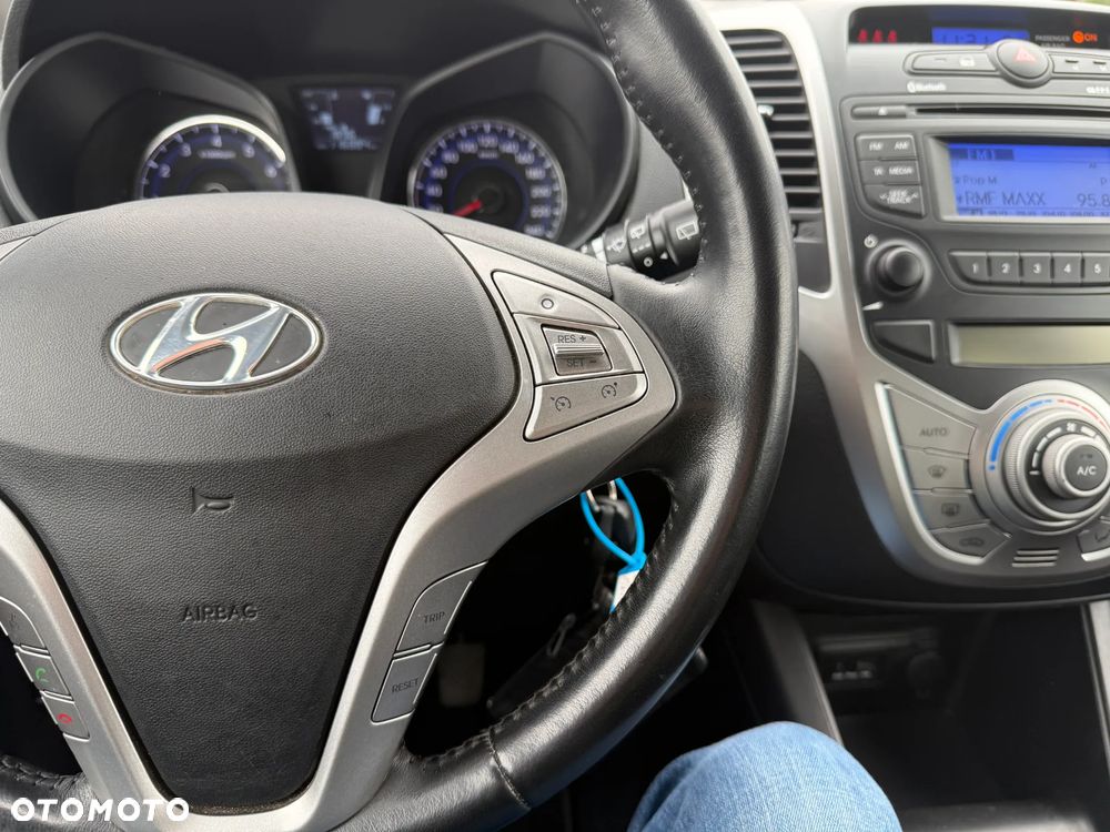 Hyundai ix20 1.4 blue Comfort - 16