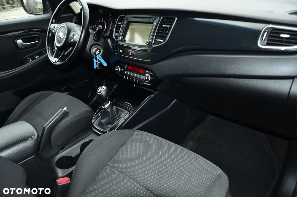 Kia Carens 1.7 CRDi L 7os - 21