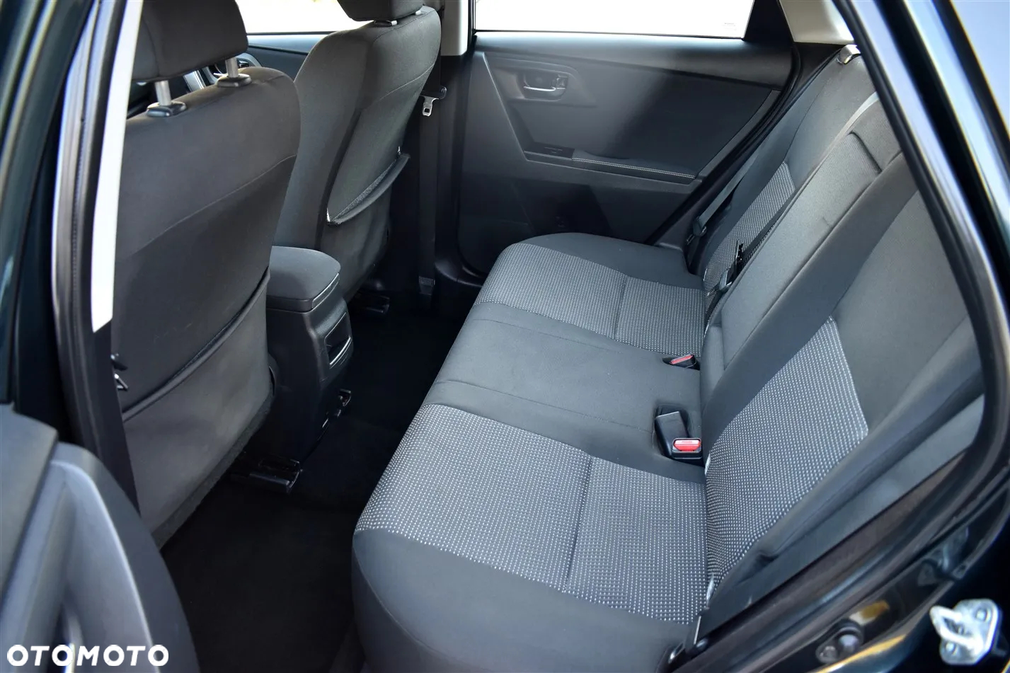 Toyota Auris 1.6 Sprint - 14