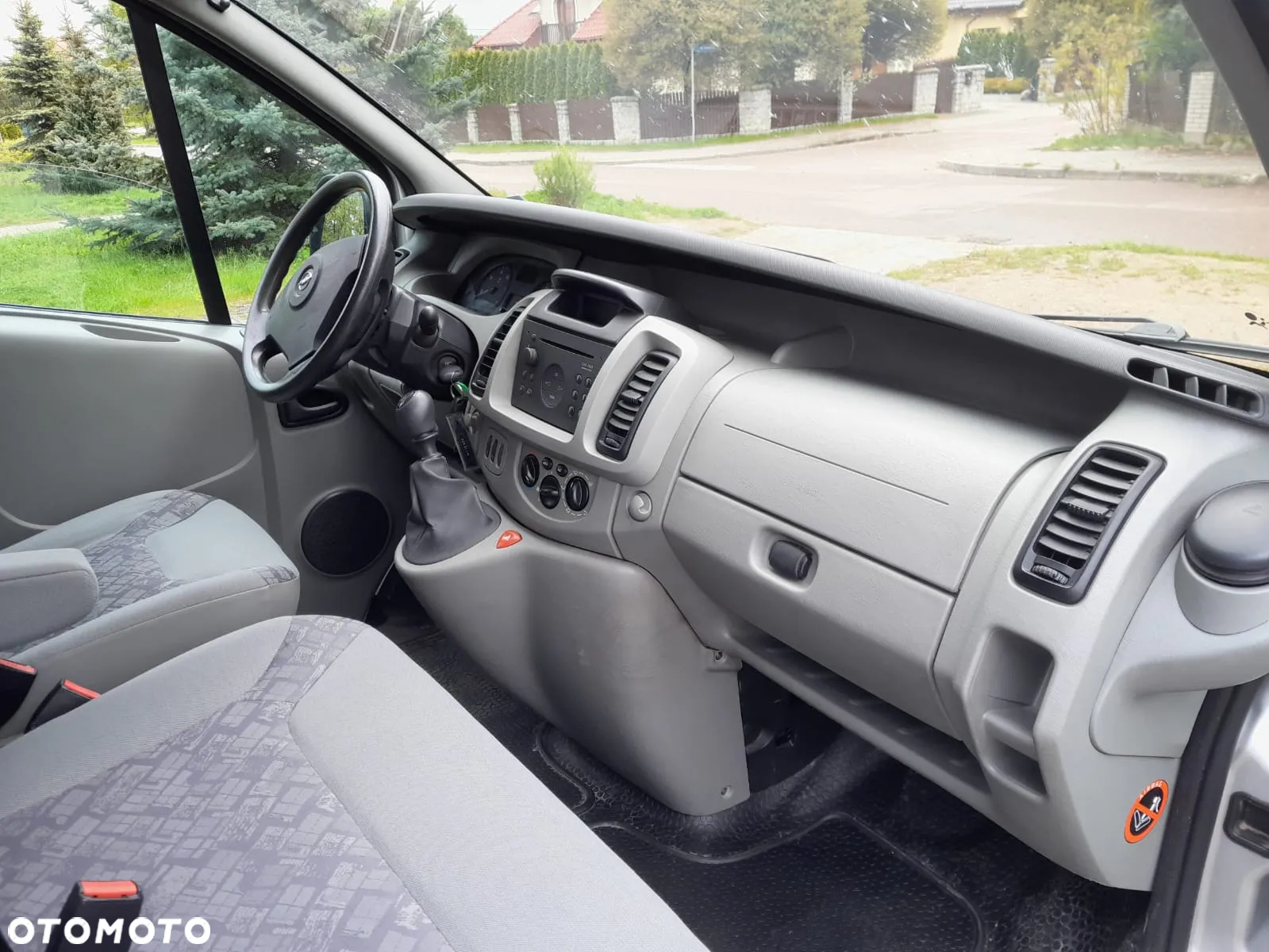 Opel Vivaro 1.9 CDTI L2H1 - 12