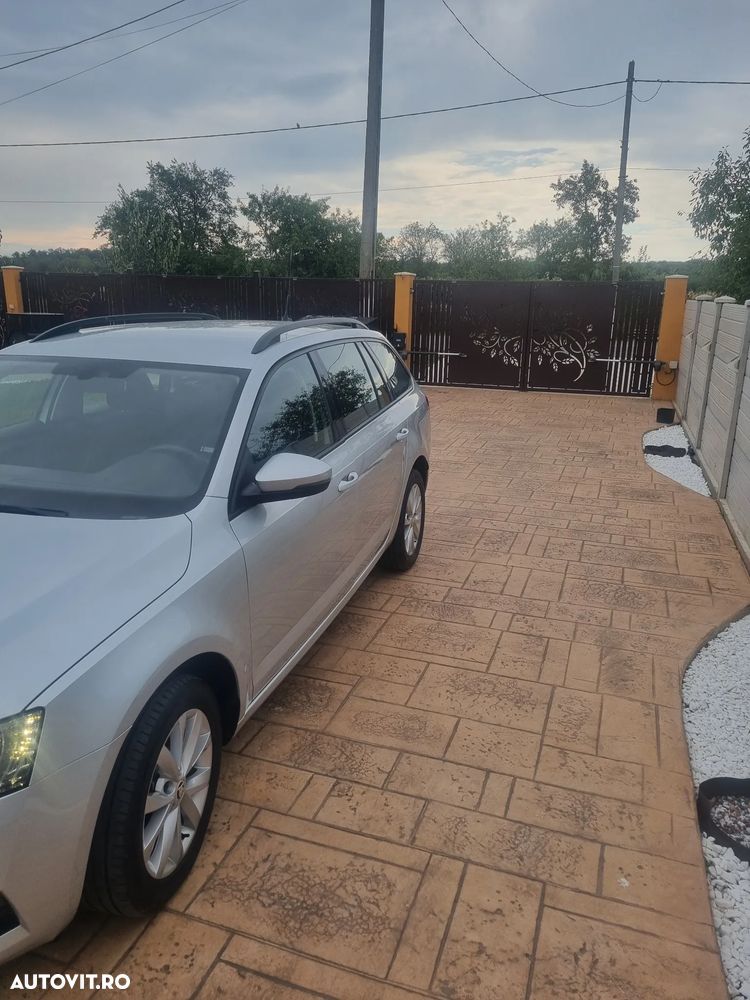 Skoda Octavia 1.6 TDI Ambition - 3