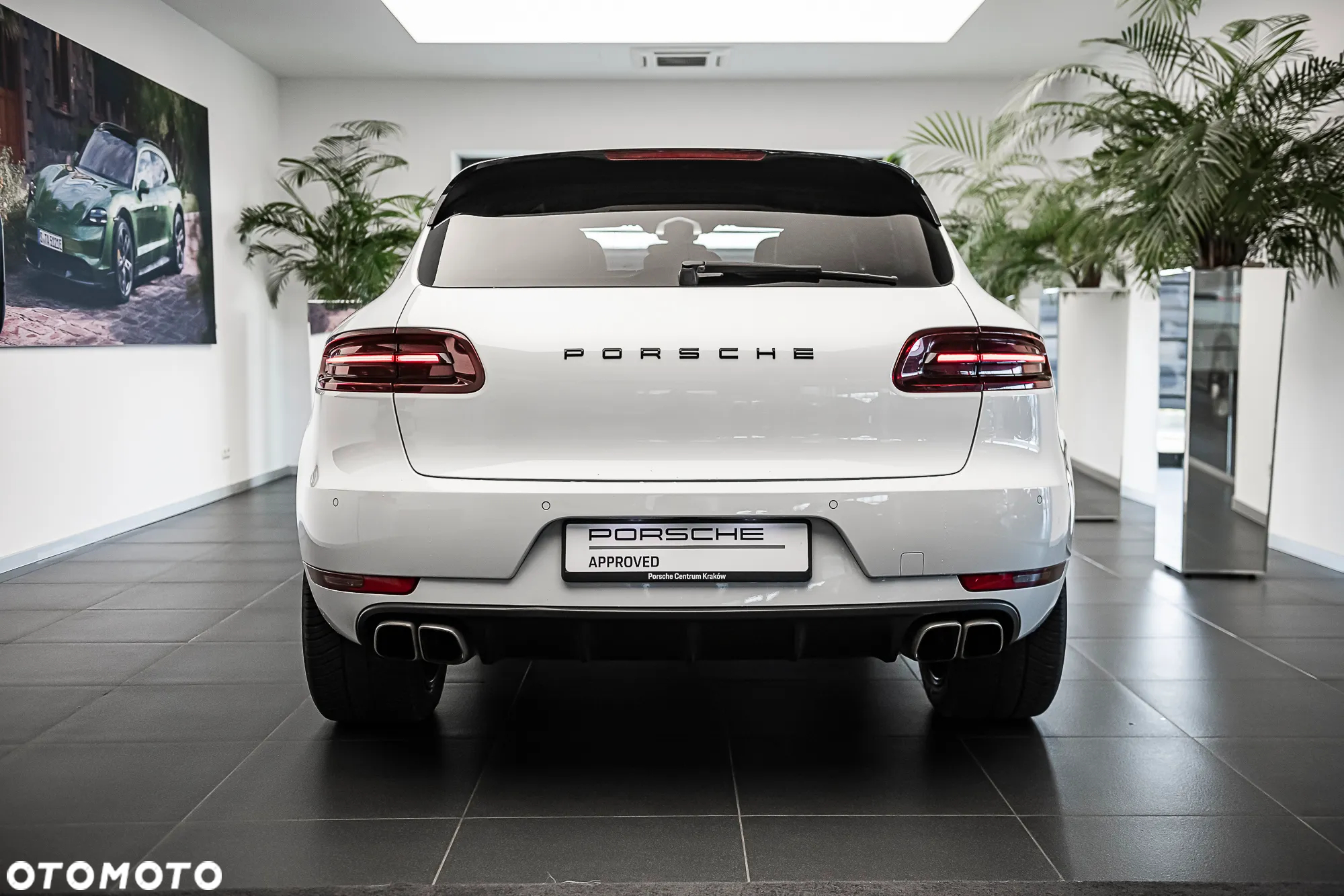 Porsche Macan Turbo - 7
