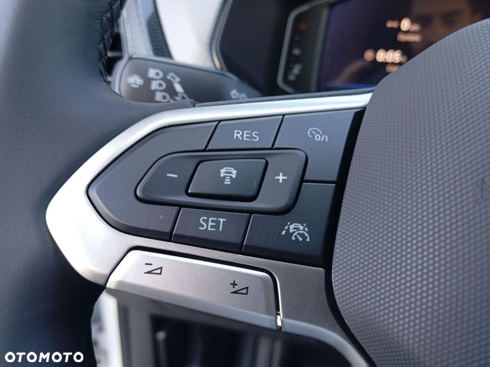 Volkswagen T-Cross - 15