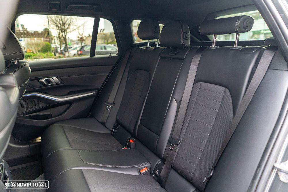 BMW 320 d Line Sport Shadow Auto - 60